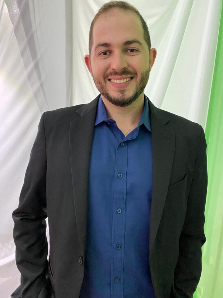 Adalin Cezar Moraes de Aguiar